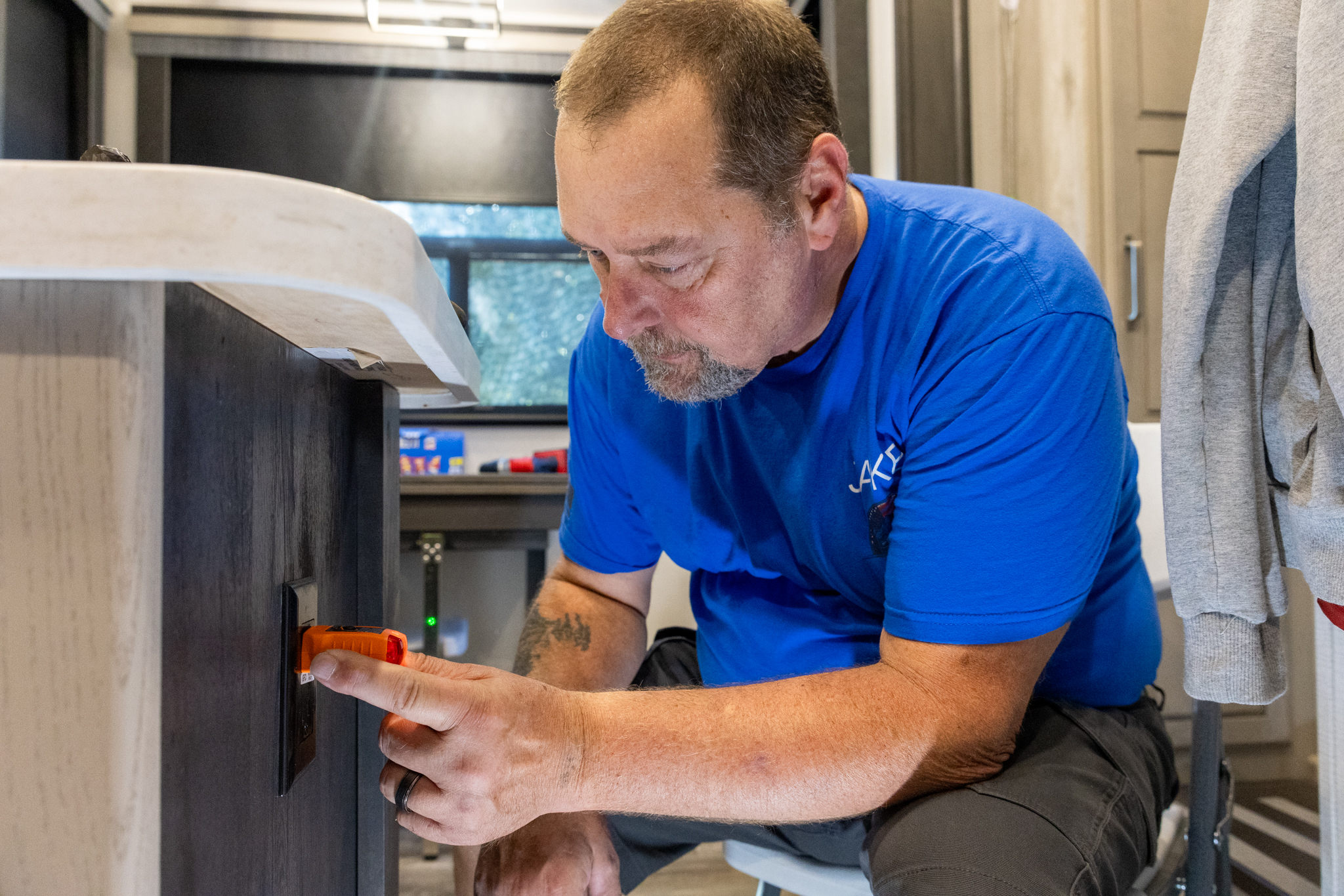 Elite Mobile RV Tech electrical inspection during RV maintenance check