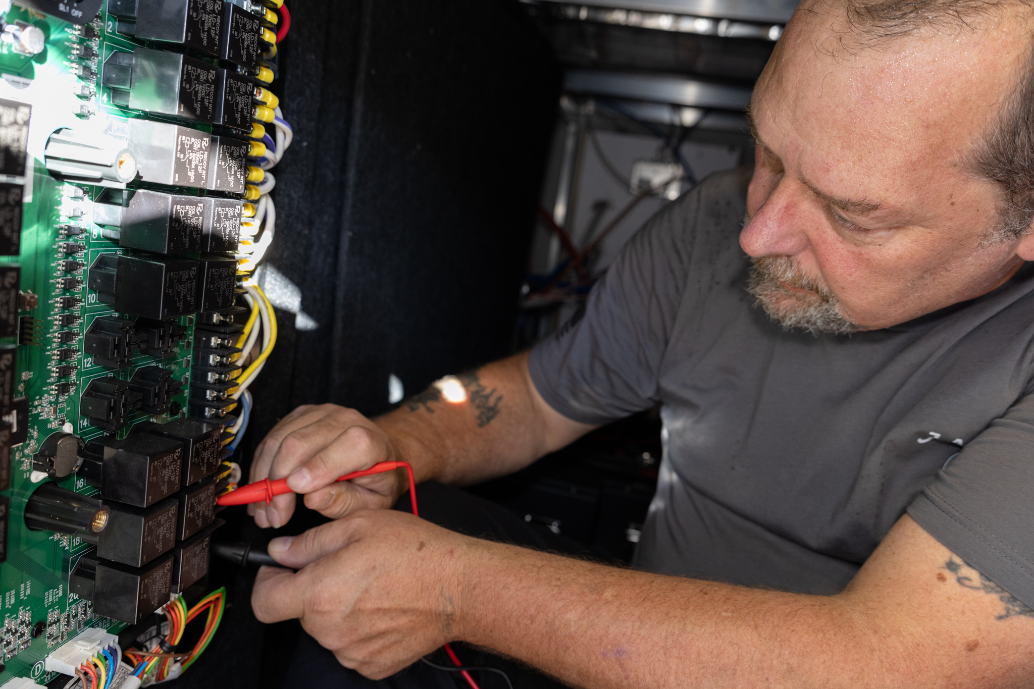 Elite Mobile RV Tech electrical repair